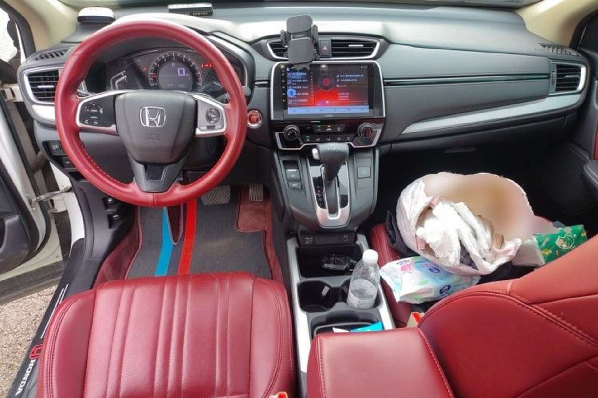 Used Honda CR-V 2021 240TURBO CVT 2WD Comfort Version Center Console