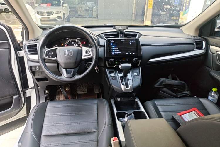 Used Honda CR-V 2021 240TURBO CVT 2WD Comfort Version Center Console