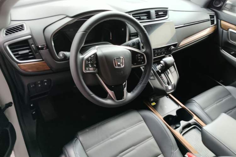 Used Honda CR-V 2021 240TURBO CVT 2WD Fashion Edition Center Console