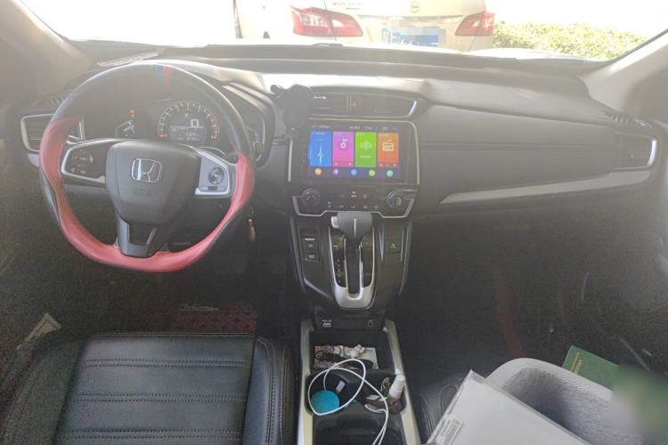 Used Honda CR-V 2021 240TURBO CVT 2WD Comfort Version Center Console