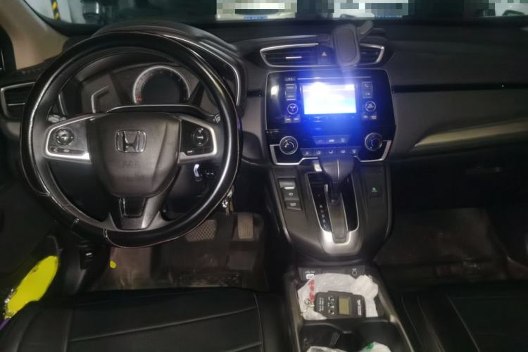 Used Honda CR-V 2021 240TURBO CVT 2WD Comfort Version Center Console
