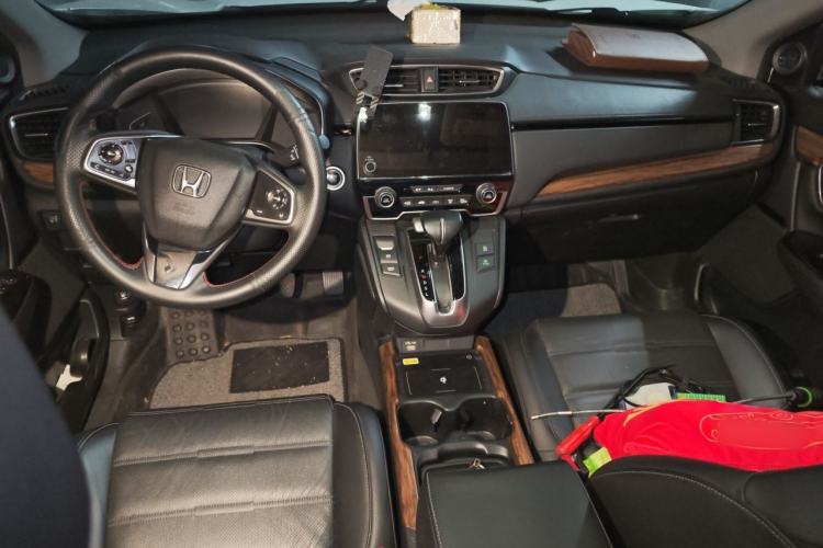 Used Honda CR-V 2021 240TURBO CVT 2WD Fashion Edition Center Console