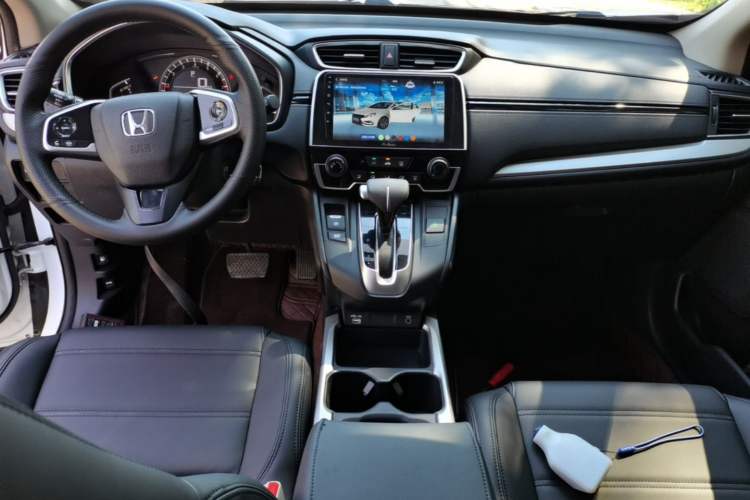 Used Honda CR-V 2021 240TURBO CVT 2WD Comfort Version Center Console