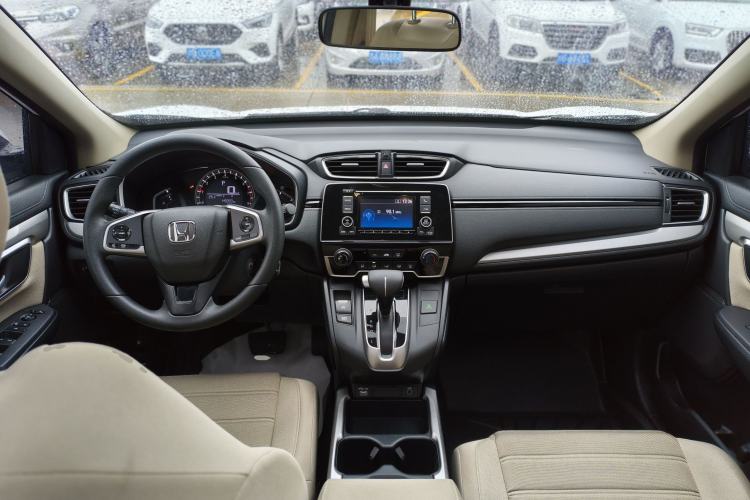 Used Honda CR-V 2021 240TURBO CVT 2WD Comfort Version Center Console