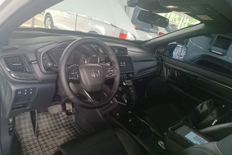 Used Honda CR-V 2021 240TURBO CVT 2WD Black Jazz Edition Center Console