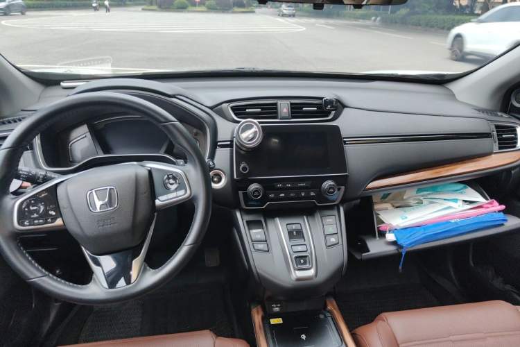 Used Honda CR-V 2021 Rui Hybrid 2.0L Four-Wheel Drive Jingcheng Edition Center Console
