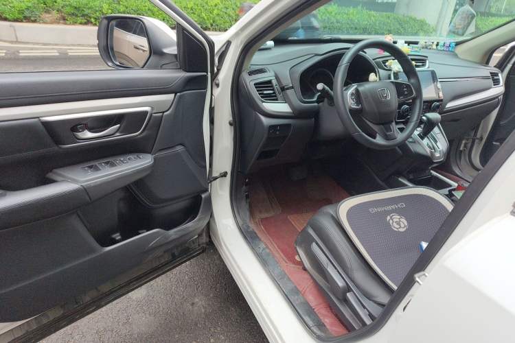 Used Honda CR-V 2021 240TURBO CVT 2WD Comfort Version Driver Seat