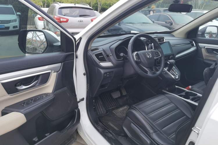 Used Honda CR-V 2021 240TURBO CVT 2WD Comfort Version Driver Seat