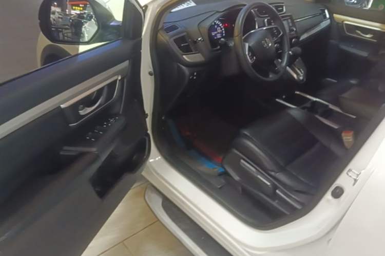 Used Honda CR-V 2021 240TURBO CVT 2WD Comfort Version Driver Seat
