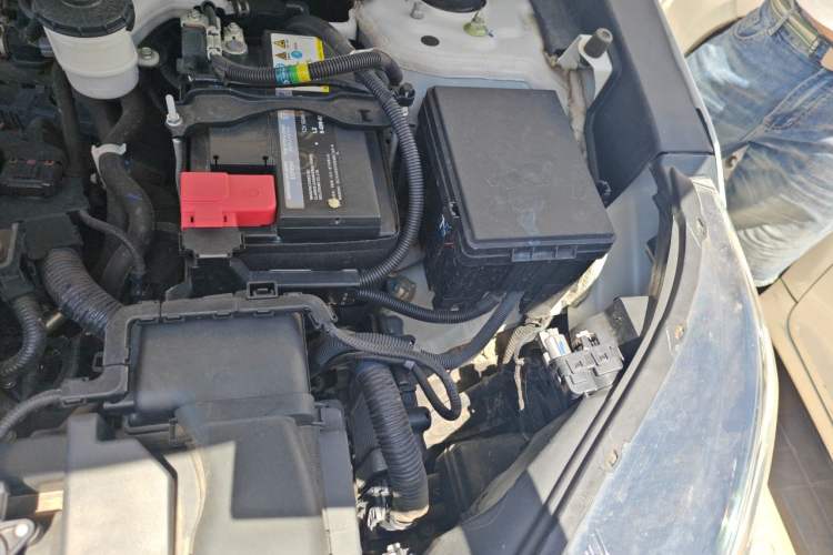 Used Honda CR-V 2021 240TURBO CVT Two-Wheel Drive Urban Edition Engine Bay Left