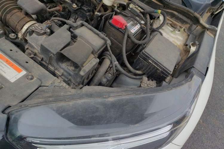 Used Honda CR-V 2021 240TURBO CVT 2WD Comfort Version Engine Bay Left