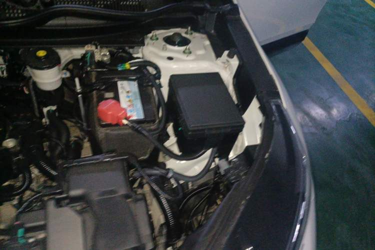 Used Honda CR-V 2021 240TURBO CVT 2WD Comfort Version Engine Bay Left