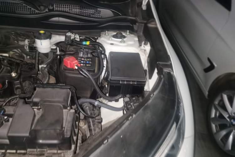 Used Honda CR-V 2021 240TURBO CVT 2WD Comfort Version Engine Bay Left