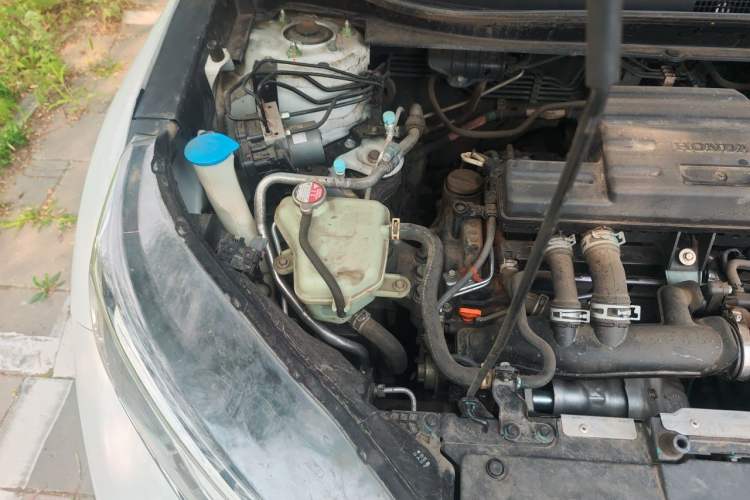 Used Honda CR-V 2021 240TURBO CVT 2WD Comfort Version Engine Bay Right