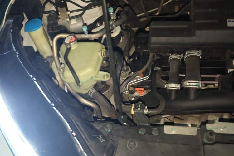 Used Honda CR-V 2021 240TURBO CVT 2WD Comfort Version Engine Bay Right