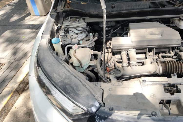 Used Honda CR-V 2021 240TURBO CVT 2WD Comfort Version Engine Bay Right
