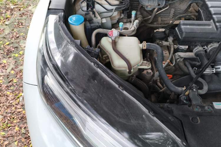 Used Honda CR-V 2021 240TURBO CVT 2WD Comfort Version Engine Bay Right