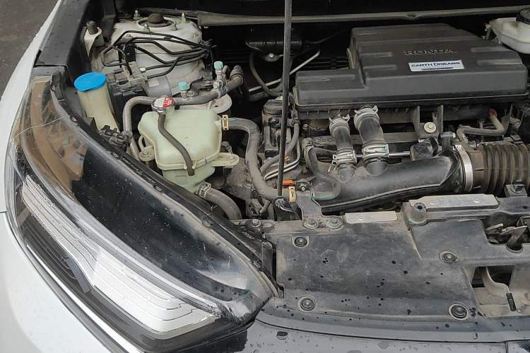 Used Honda CR-V 2021 240TURBO CVT 2WD Comfort Version Engine Bay Right