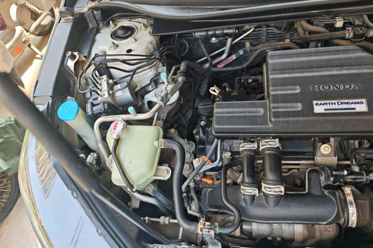 Used Honda CR-V 2021 240TURBO CVT 2WD Comfort Version Engine Bay Right