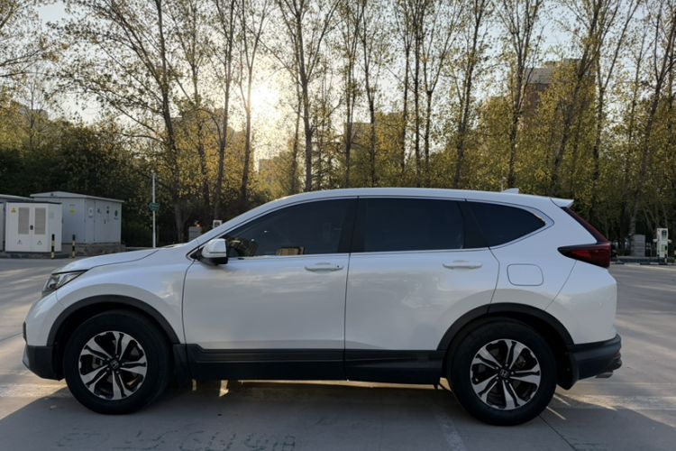 Used Honda CR-V 2021 240TURBO CVT 2WD Comfort Version Exterior 3