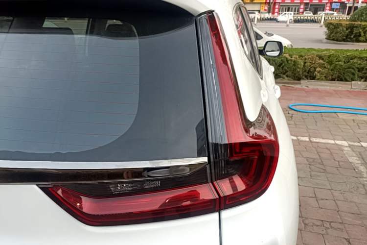 Used Honda CR-V 2021 240TURBO CVT 2WD Comfort Version Exterior 3