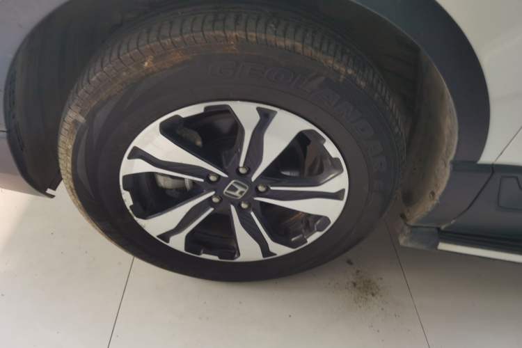 Used Honda CR-V 2021 240TURBO CVT 2WD Comfort Version Exterior 4