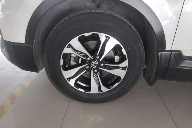 Used Honda CR-V 2021 240TURBO CVT 2WD Comfort Version Exterior 4