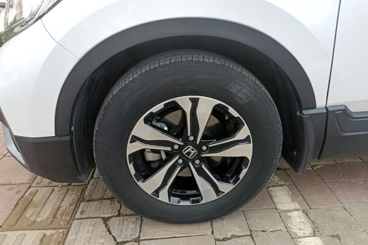 Used Honda CR-V 2021 240TURBO CVT 2WD Comfort Version Exterior 4