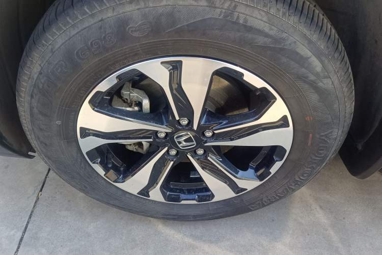 Used Honda CR-V 2021 240TURBO CVT 2WD Comfort Version Exterior 4