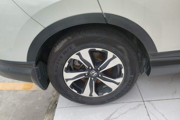 Used Honda CR-V 2021 240TURBO CVT 2WD Comfort Version Exterior 5