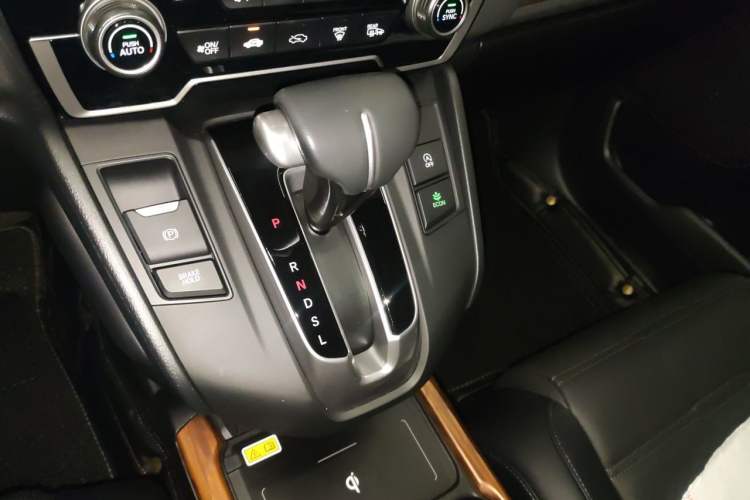 Used Honda CR-V 2021 240TURBO CVT 2WD Fashion Edition Gear Lever