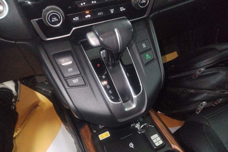 Used Honda CR-V 2021 240TURBO CVT 2WD Fashion Edition Gear Lever
