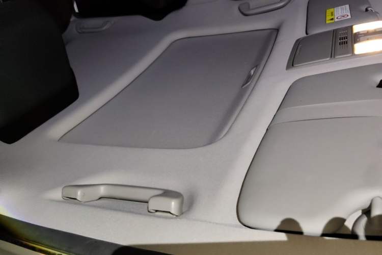Used Honda CR-V 2021 Rui Hybrid 2.0L 2WD Pure Edition Headliner