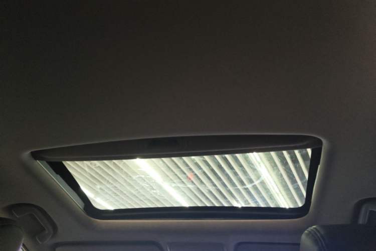Used Honda CR-V 2021 Rui Hybrid 2.0L 2WD Pure Edition Headliner