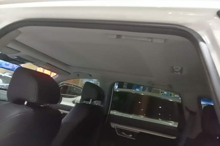 Used Honda CR-V 2021 240TURBO CVT Two-Wheel Drive Urban Edition Headliner
