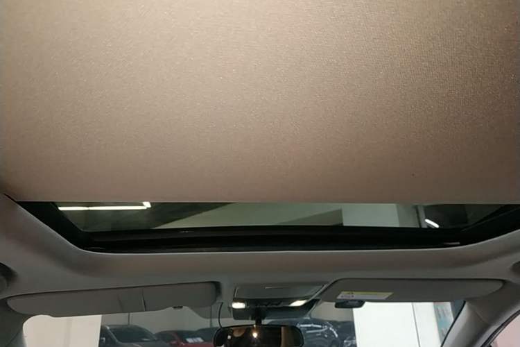 Used Honda CR-V 2021 240TURBO CVT Two-Wheel Drive Urban Edition Headliner