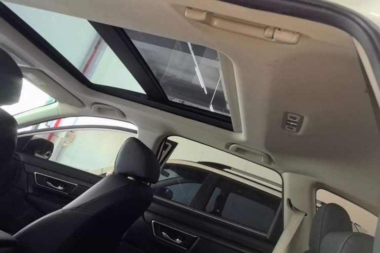 Used Honda CR-V 2021 240TURBO CVT 2WD Comfort Version Headliner