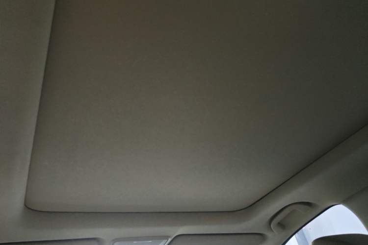 Used Honda CR-V 2021 240TURBO CVT 2WD Comfort Version Headliner