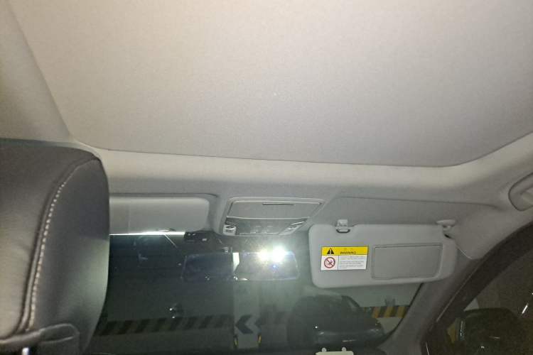 Used Honda CR-V 2021 240TURBO CVT Two-Wheel Drive Urban Edition Headliner