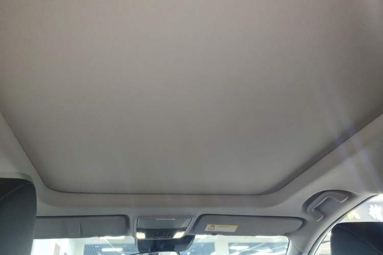 Used Honda CR-V 2021 240TURBO CVT Two-Wheel Drive Urban Edition Headliner