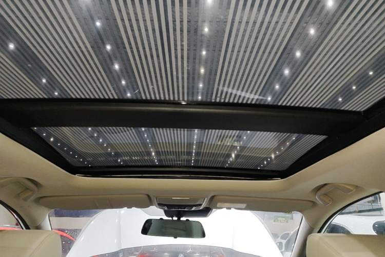 Used Honda CR-V 2021 240TURBO CVT Two-Wheel Drive Urban Edition Headliner