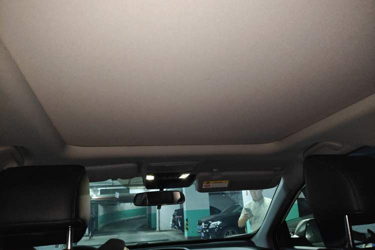 Used Honda CR-V 2021 240TURBO CVT Two-Wheel Drive Urban Edition Headliner