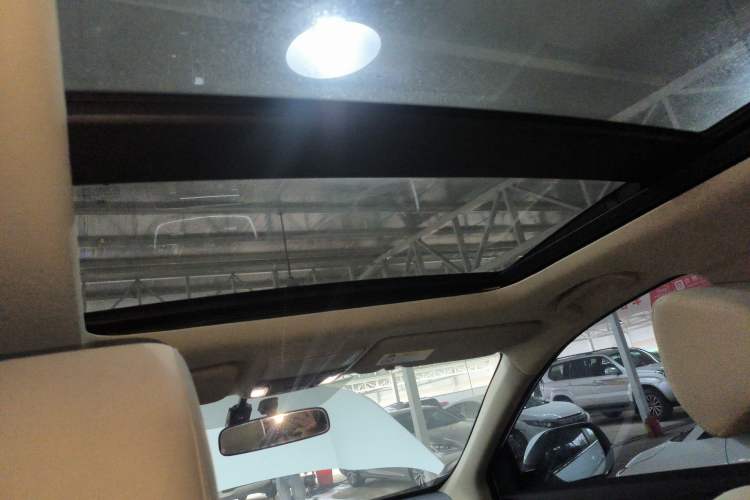 Used Honda CR-V 2021 240TURBO CVT 2WD Comfort Version Headliner