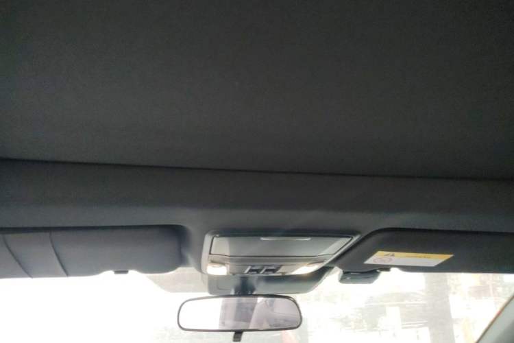 Used Honda CR-V 2021 240TURBO CVT 2WD Fashion Edition Headliner