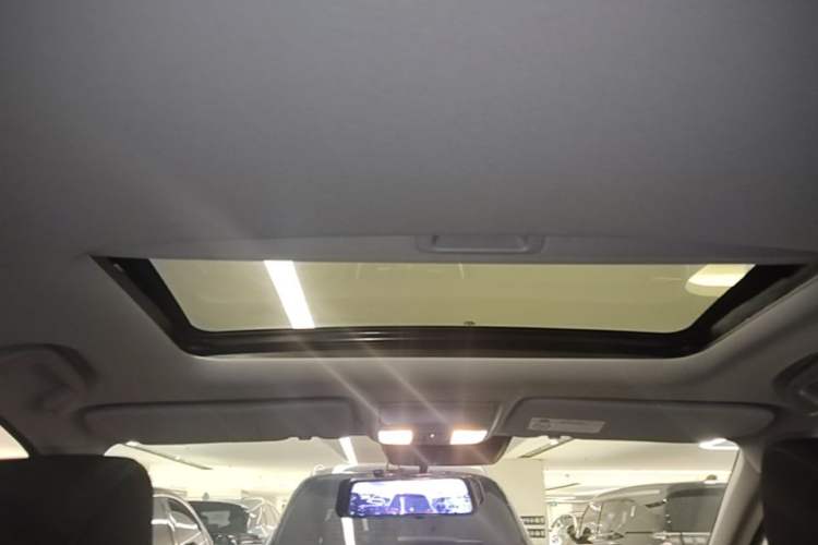 Used Honda CR-V 2021 Rui Hybrid 2.0L 2WD Pure Edition Headliner