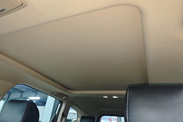 Used Honda CR-V 2021 240TURBO CVT 2WD Comfort Version Headliner