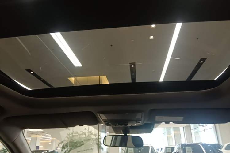 Used Honda CR-V 2021 240TURBO CVT 2WD Fashion Edition Headliner