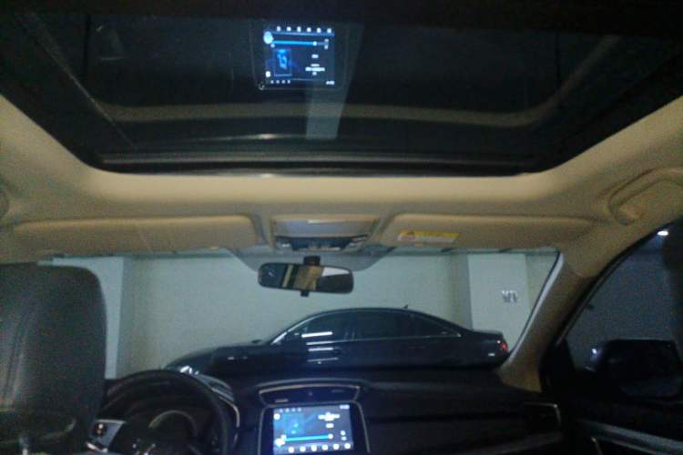 Used Honda CR-V 2021 240TURBO CVT 2WD Comfort Version Headliner