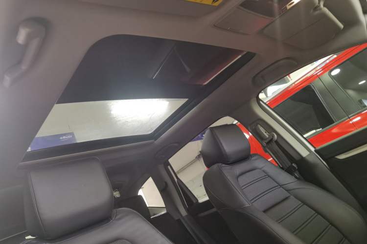 Used Honda CR-V 2021 240TURBO CVT Two-Wheel Drive Urban Edition Headliner