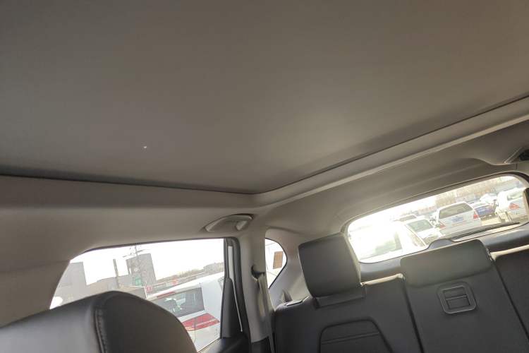 Used Honda CR-V 2021 240TURBO CVT Two-Wheel Drive Urban Edition Headliner